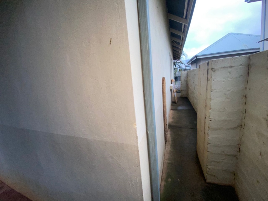2 Bedroom Property for Sale in Waterval East North West